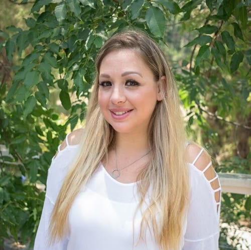 Headshot of Jaimie Barnett, LMFT