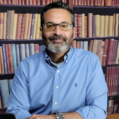 Headshot of Ricardo Salcedo, LCSW