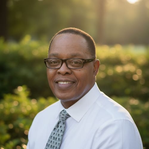 Headshot of Vincent Kinsey, LPC
