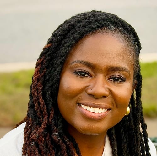 Headshot of Robinta Calixte, LMHC