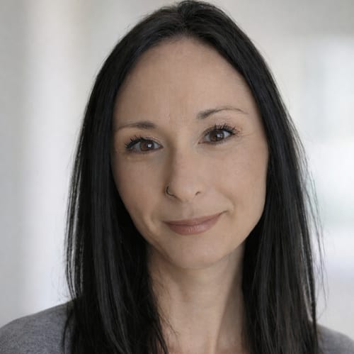 Headshot of Kathleen Beliveau, LCPC