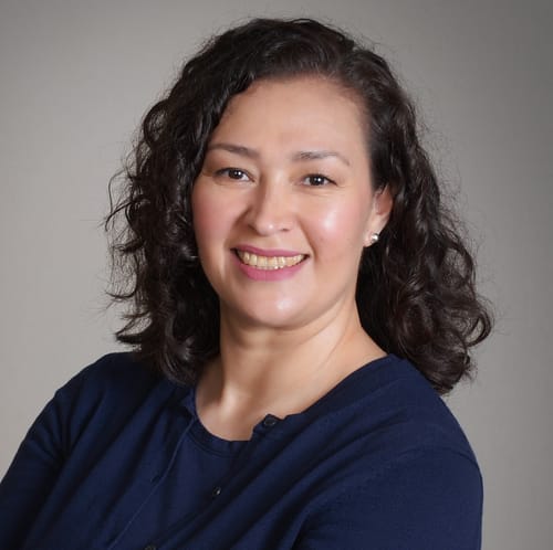 Headshot of Pilar Del Fierro, LPC