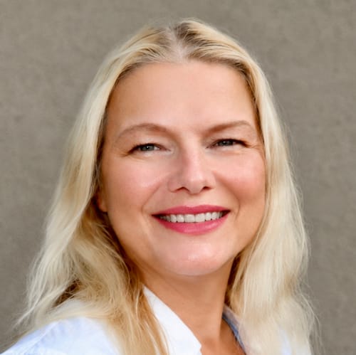 Headshot of Lisa Green, APRN_CNP