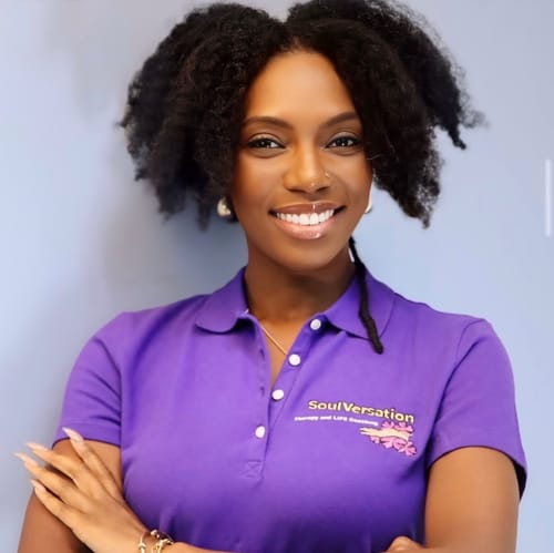 Headshot of Cierra Burnes, LMHC