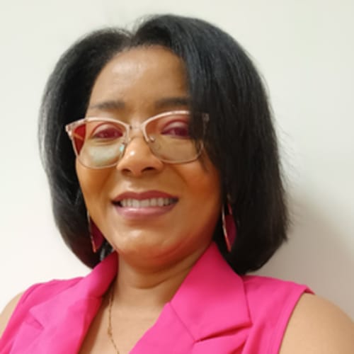 Headshot of Stephanie Thom, LPC