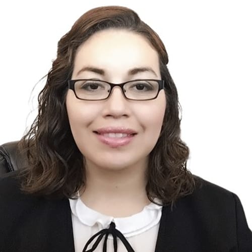 Headshot of Brenda Canales, LCSW
