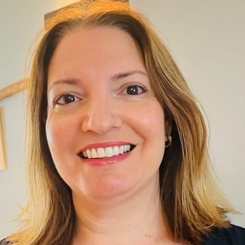 Headshot of Sherry Magaram, LCSW