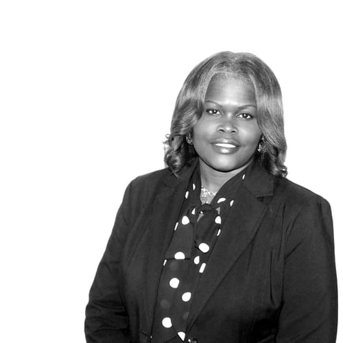Headshot of Nicole Turner Savoy, LPC