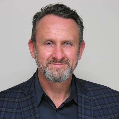 Headshot of Vernon Alders, LCSW_C