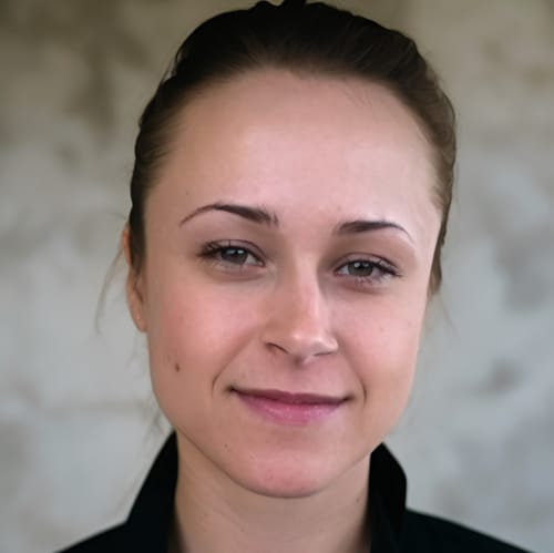 Headshot of Miriam Adrianowicz, LICENSED_PSYCHOLOGIST