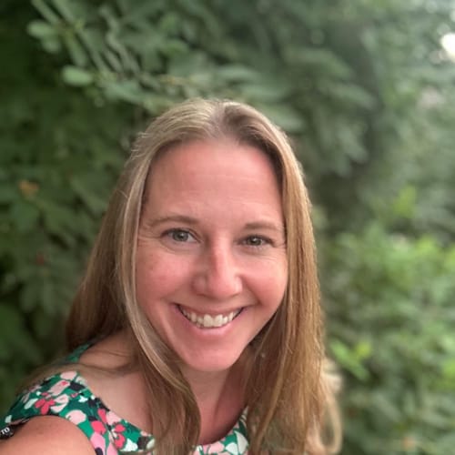 Headshot of Carmen Klenner, LPC