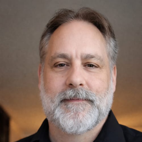 Headshot of Robert Holmes, LISW