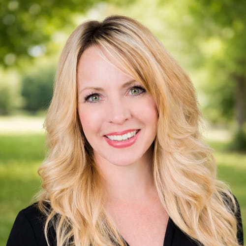 Headshot of Angela Fouts-Hyatt, LPC