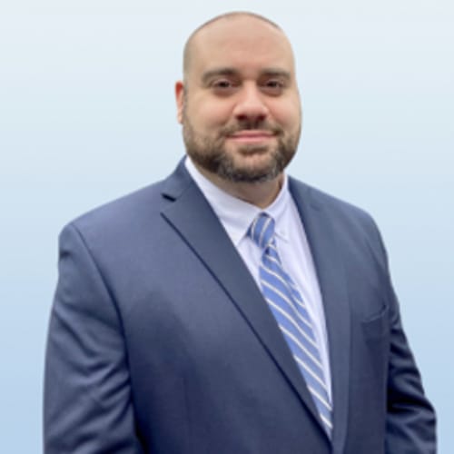 Headshot of Jonah Samuelowitz, LCSW