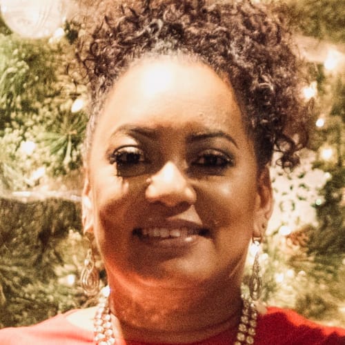 Headshot of Yolandria Wyche, LPC