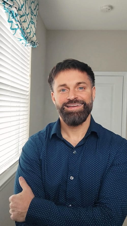 Headshot of Anthony Vecchio, LPC