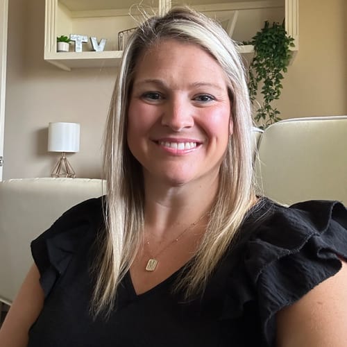 Headshot of Elizabeth "Ty" Simon-Clark, LPC_S