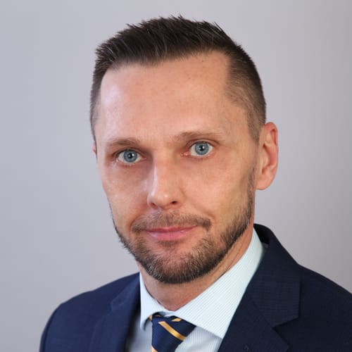 Headshot of Andriy Kostynyuk, LPC
