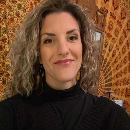 Headshot of Mary-Lucinda Palmieri, LCSW