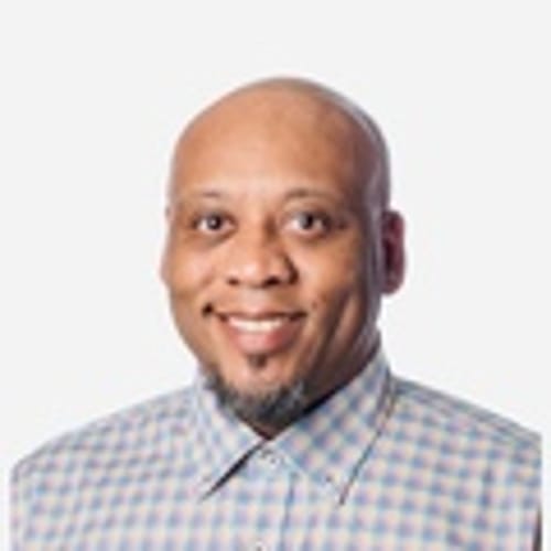 Headshot of MorRondo Edwards-Roberts, LICSW