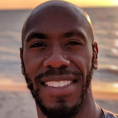 Headshot of Jermaine Johnson, LMFT