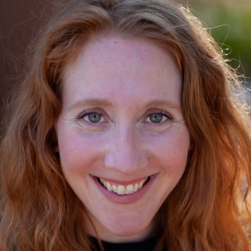 Headshot of Mari Reisberg, LPC
