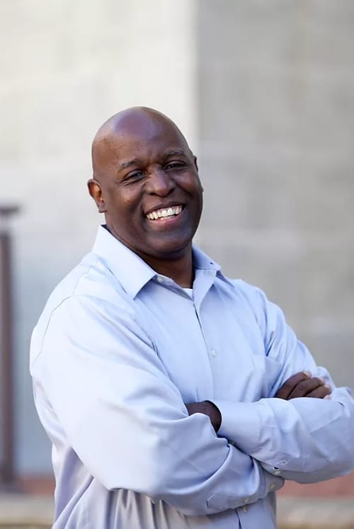Headshot of Marlon Martin, LPC