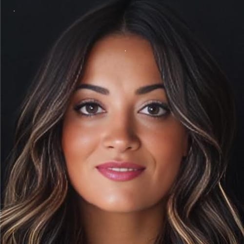 Headshot of Rachel Hiatt, APN