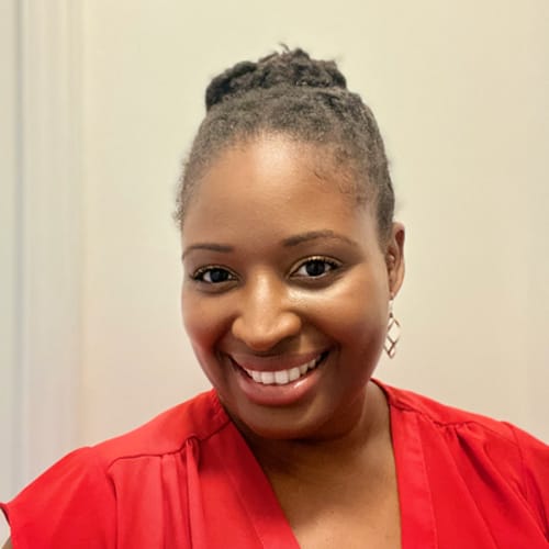 Headshot of Lovelyn Bogle, LCSW