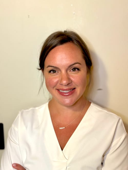 Headshot of Delfina Harvey, LCSW