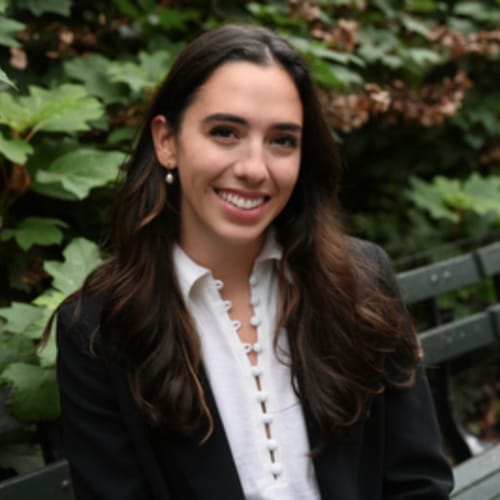 Headshot of Raquel Meade, PSYCHOLOGIST