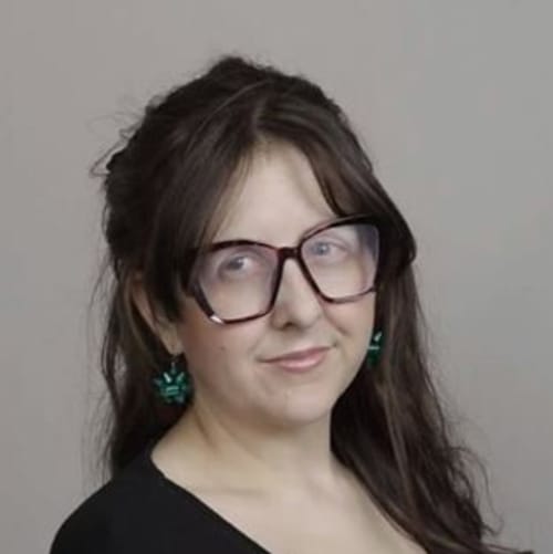 Headshot of Sonya Davis, LCSW