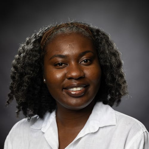 Headshot of Olapeju Oyeyemi, LCSW
