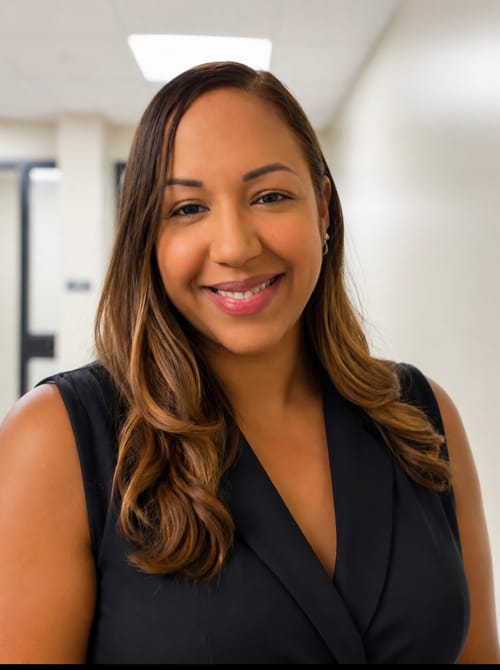 Headshot of Carolyn O'Neal, LCSW