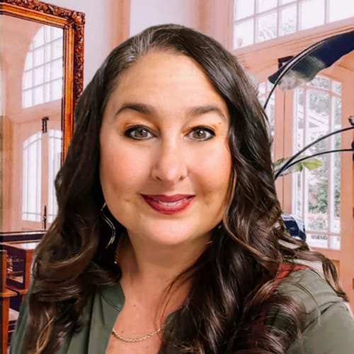 Headshot of Regina Ayers, LPC