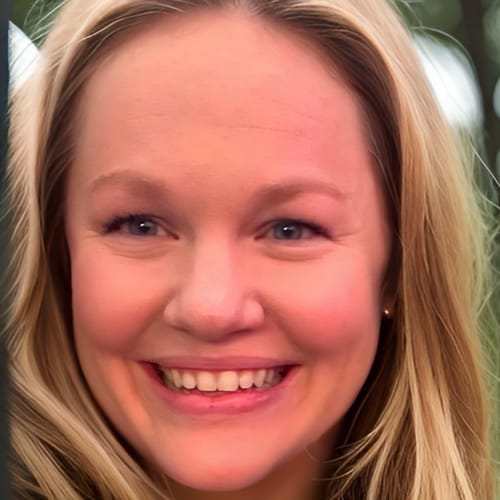 Headshot of Katrina Kanwischer, LMFT