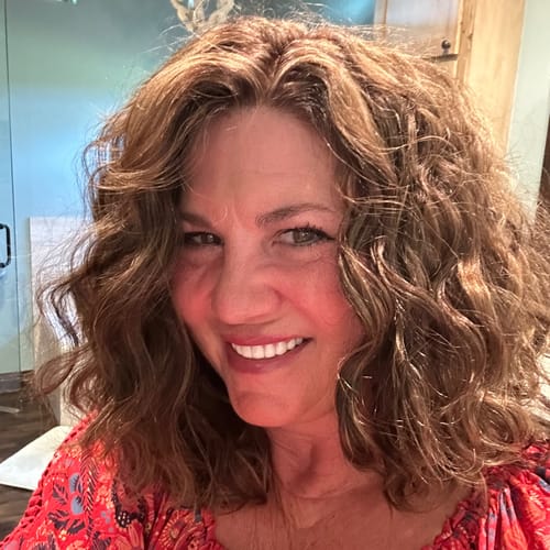 Headshot of Sandra Dominguez, LMFT