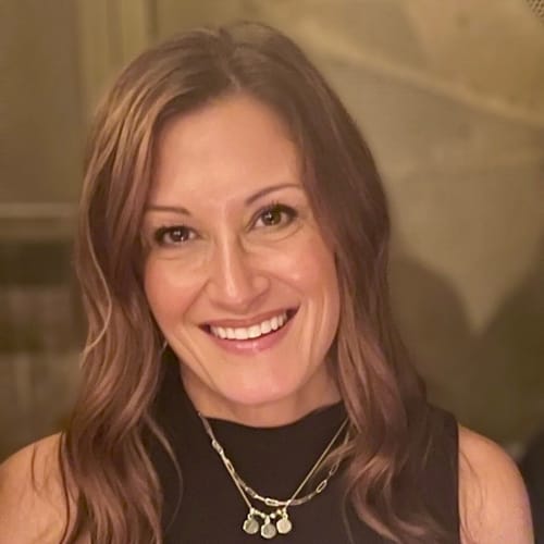 Headshot of Shari Bernstein, LCSW