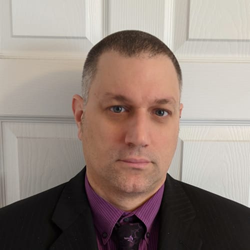 Headshot of Robert Cataldo, LCSW