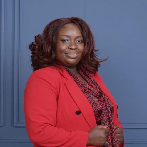 Headshot of Esther Agbo, APN