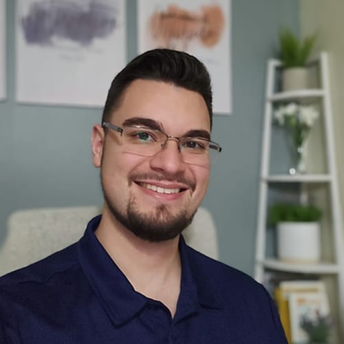 Headshot of Alexander Pendrey, LCSW