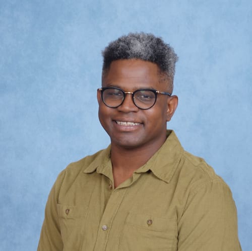 Headshot of Robert Nyumah, LMFT