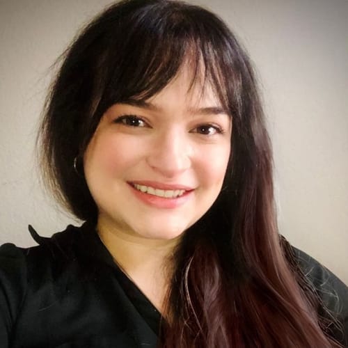 Headshot of Victoria Pena, LPC
