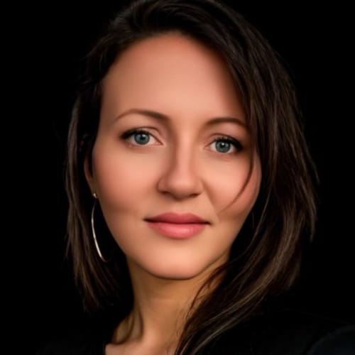 Headshot of Kristen Martin, LPC