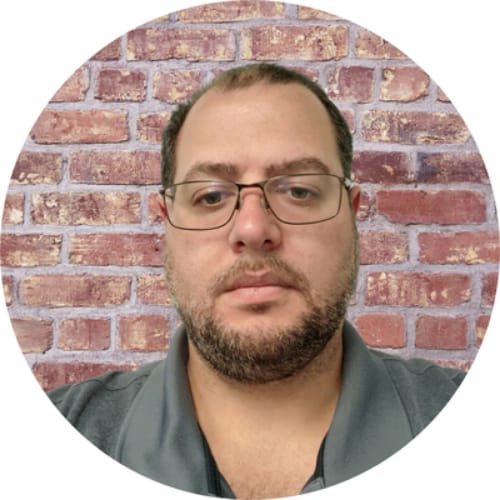 Headshot of Kevin Berio, LMHC