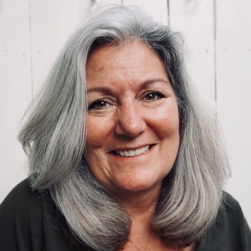 Headshot of Beverly Carter, LCSW