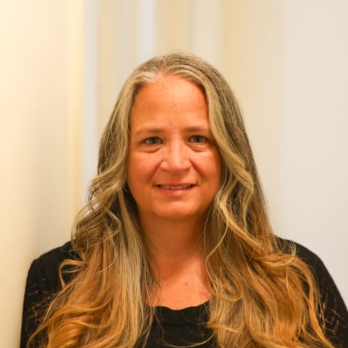 Headshot of Elizabeth Jeffery, LCSW