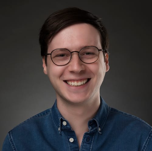 Headshot of Yuval Freund, PSYCHOLOGIST