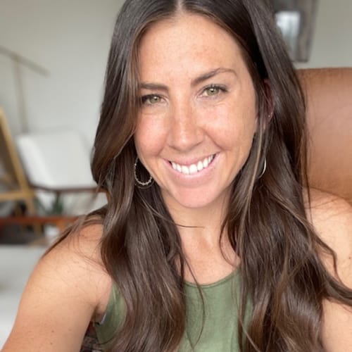 Headshot of Rebecca Flores, LCSW