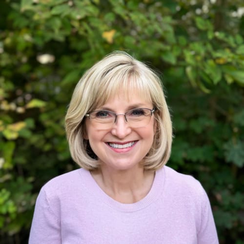 Headshot of Michelle Kwiec, LCSW